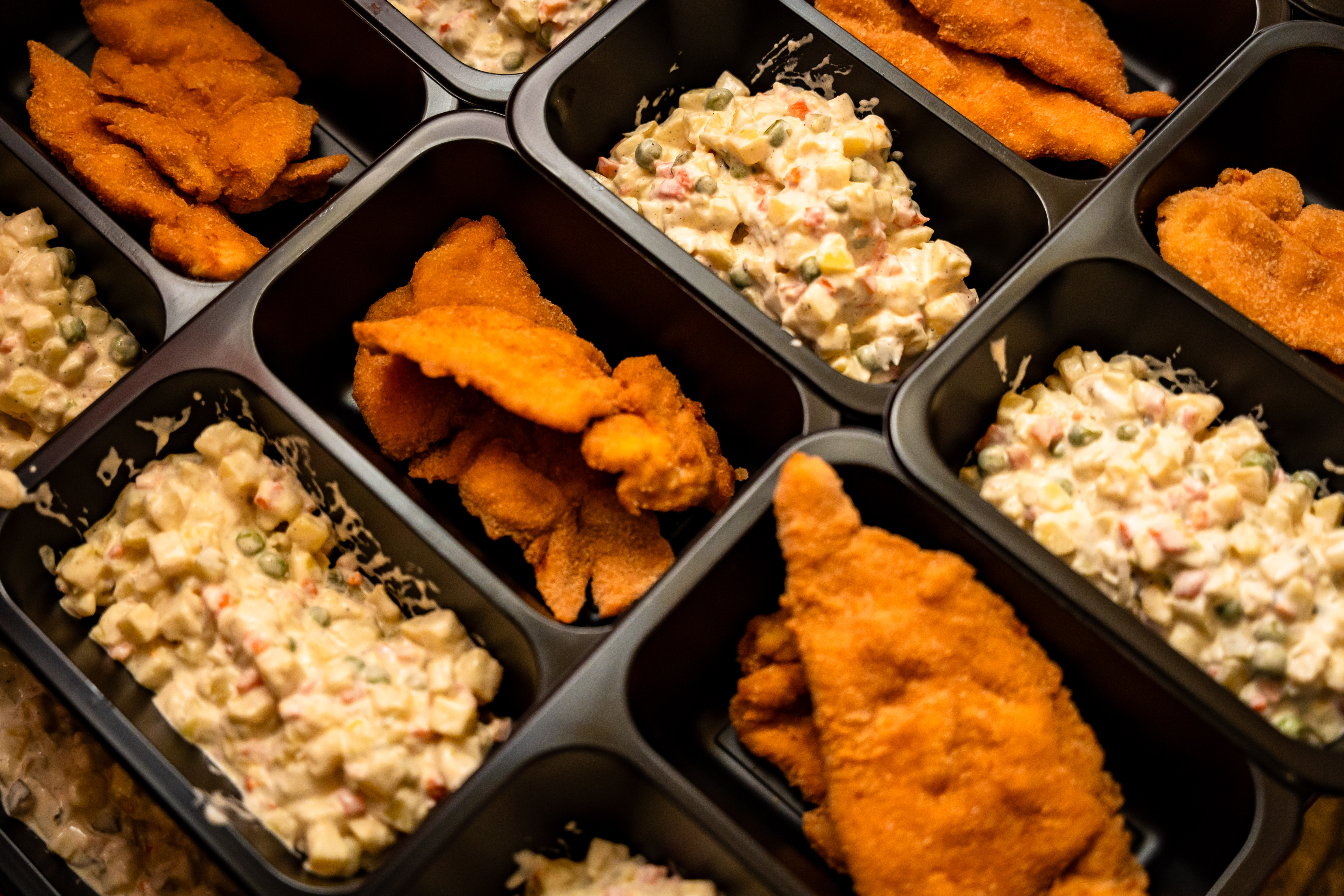 Tradicne charitativne podujatie Vianocne varenie pre seniorov-2